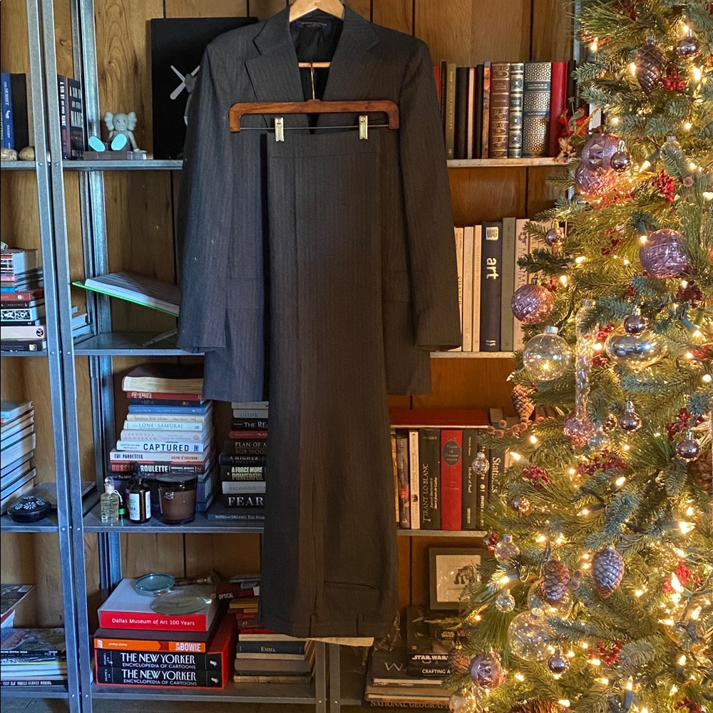 Brooks Brothers Charcoal Herringbone full Suit jacket and slacks 43 ML